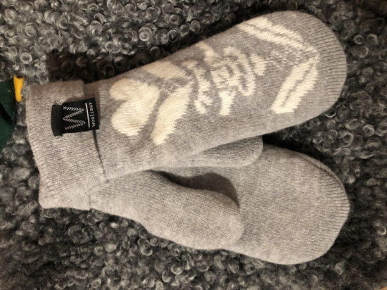 Tumvante exclusive grå i gruppen Landshopping.se / Kläder & Skor / Accessoarer / Vantar hos Landshopping (10047_12)