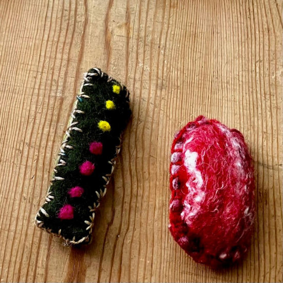 Hårspänne i ull i gruppen Landshopping.se / Hem & Hantverk / ULLREA hos Landshopping (10229_2025hrspnne2)