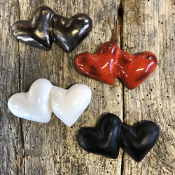 Dubbelhjärta i keramik