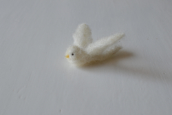 Handtovad fågel i svensk ull