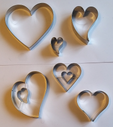 Pepparkaksformar hjärtan