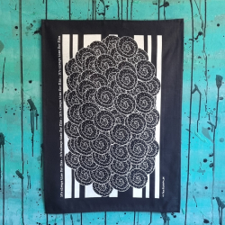 kökshandduk/bakduk SWEDISH FIKA CINNAMON svart 50x70 cm