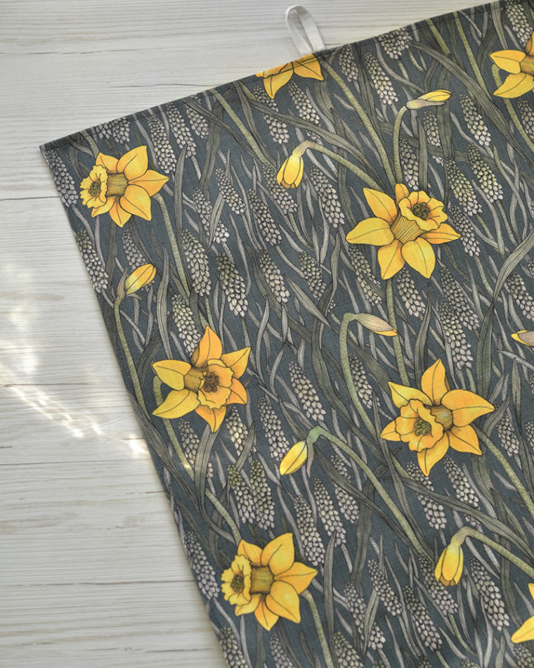 Kökshandduk Vårpärlor mörkgrön 2