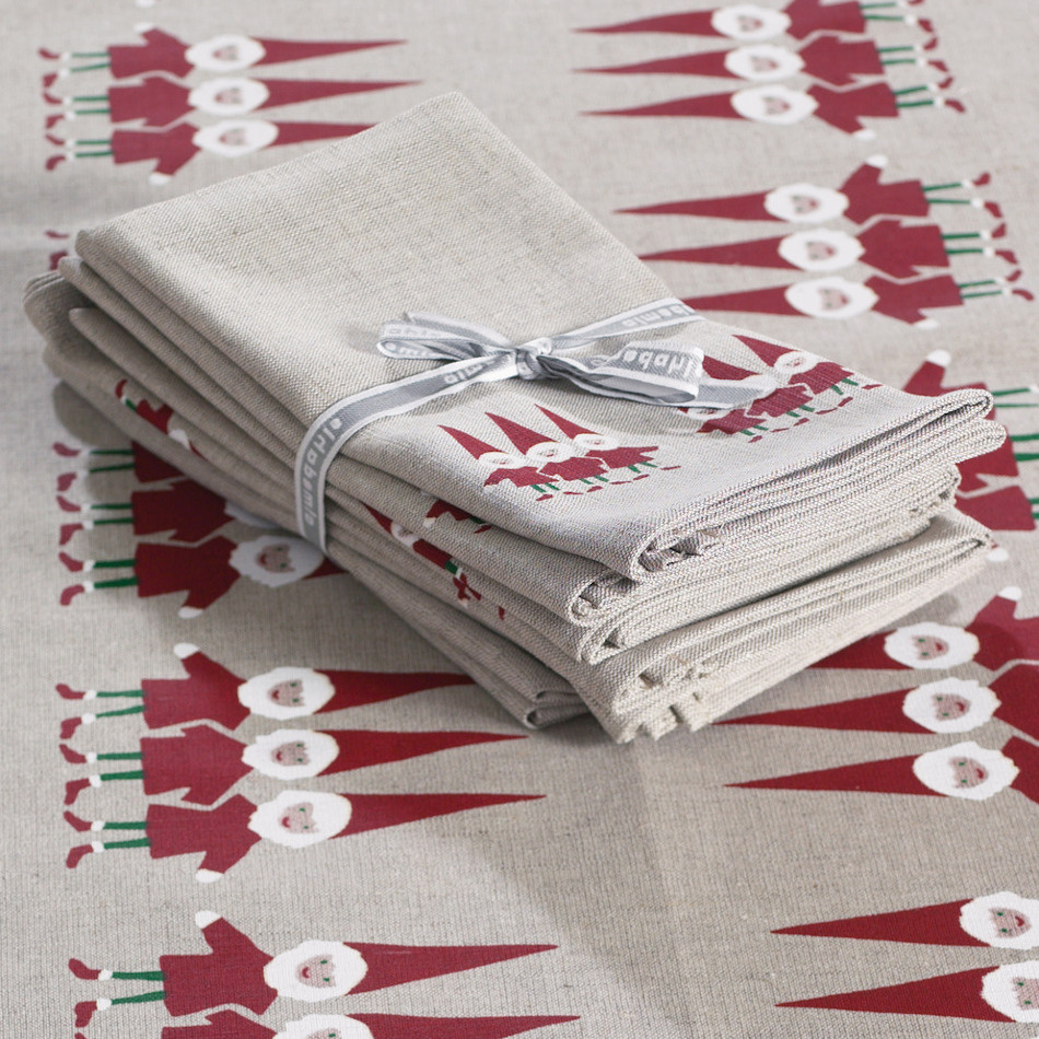 Tomtenisse, duk, 147x250cm 2