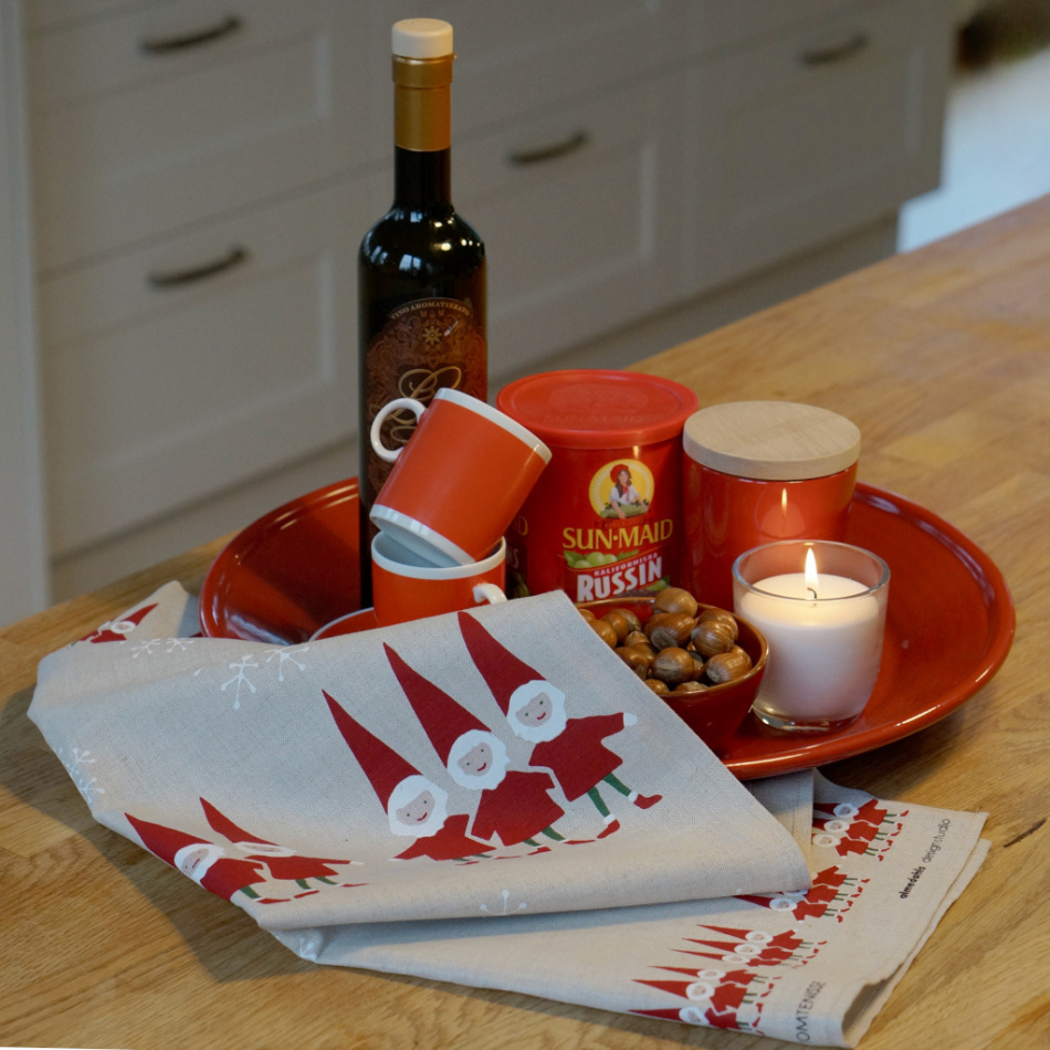 Tomtenisse, kökshandduk 2