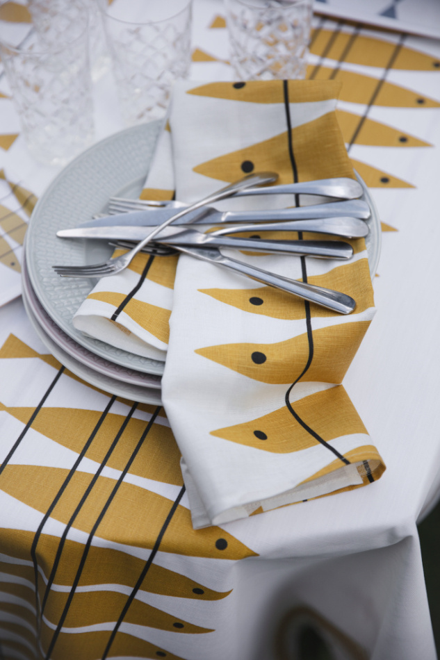 Sill vaxduk ockra, 145x220