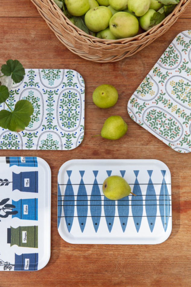 Skogsmedaljong, bricka, blågrön, 27x20cm