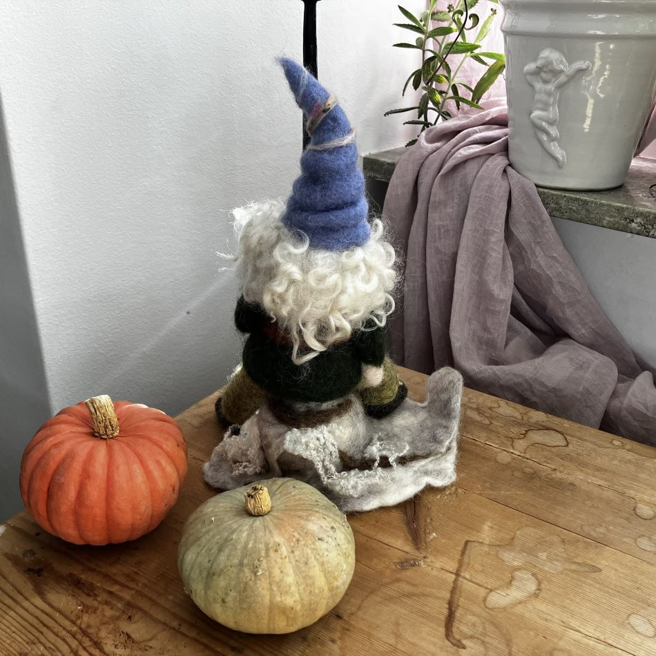 Handgjord tomte i ull