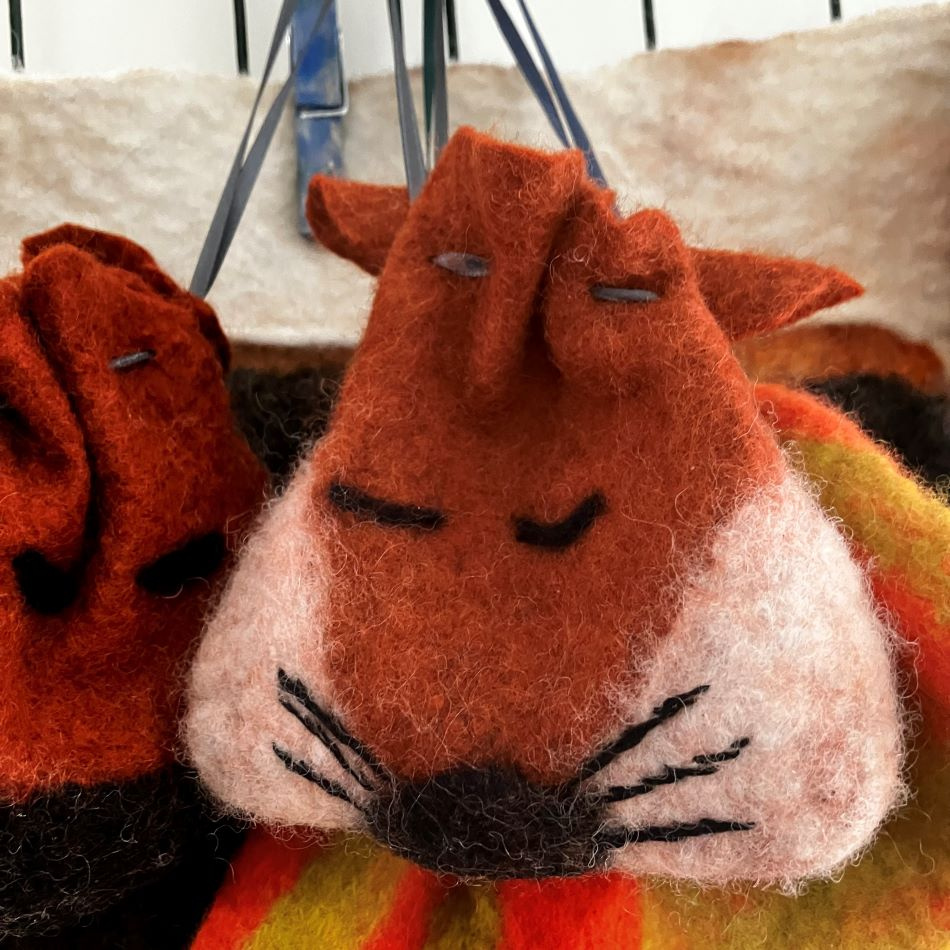 Liten förvaringspåse i ull