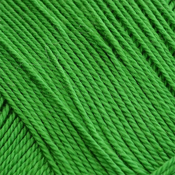 Merc. 12/3 Virkgarn 200 gr. på nystan