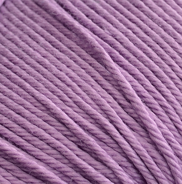 Merc. 8/4 Virkgarn 200 gr. på nystan