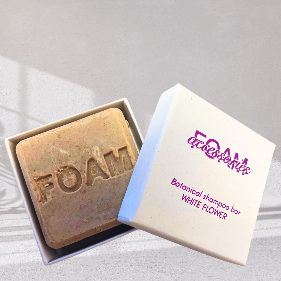 White Flower schampokaka