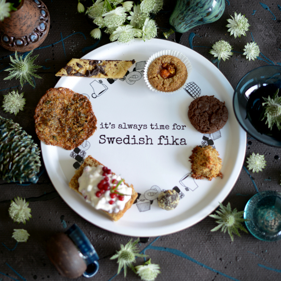 bricka SWEDISH FIKA 31 cm
