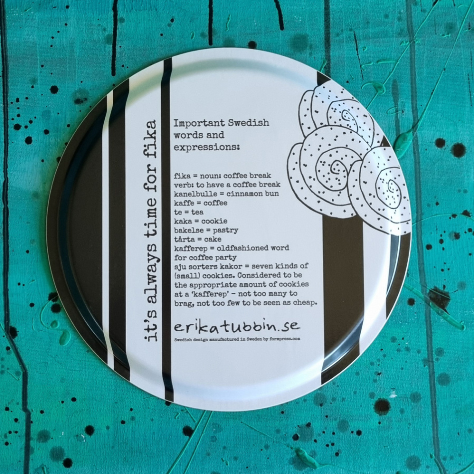 bricka SWEDISH FIKA CINNAMON svart 31 cm