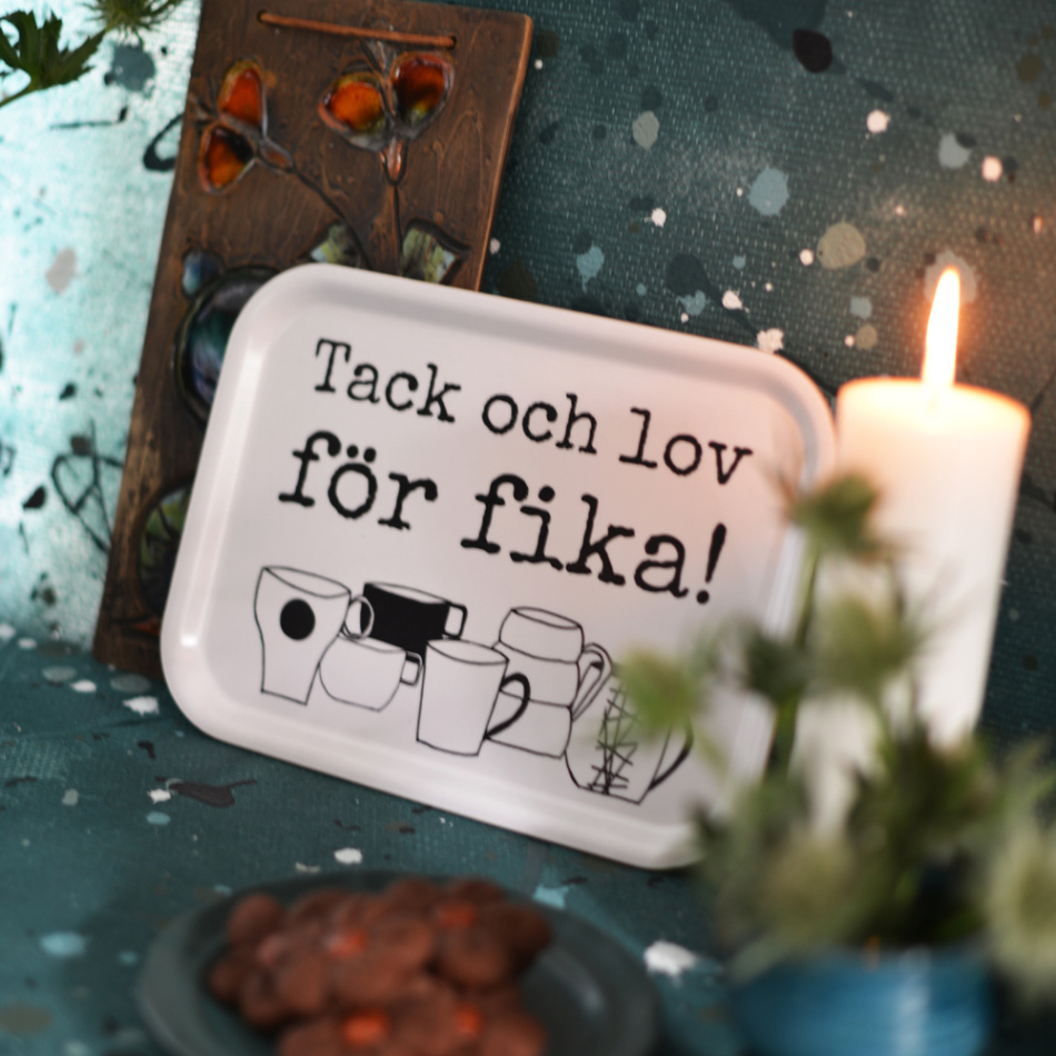 bricka TACK OCH LOV 20x27 cm