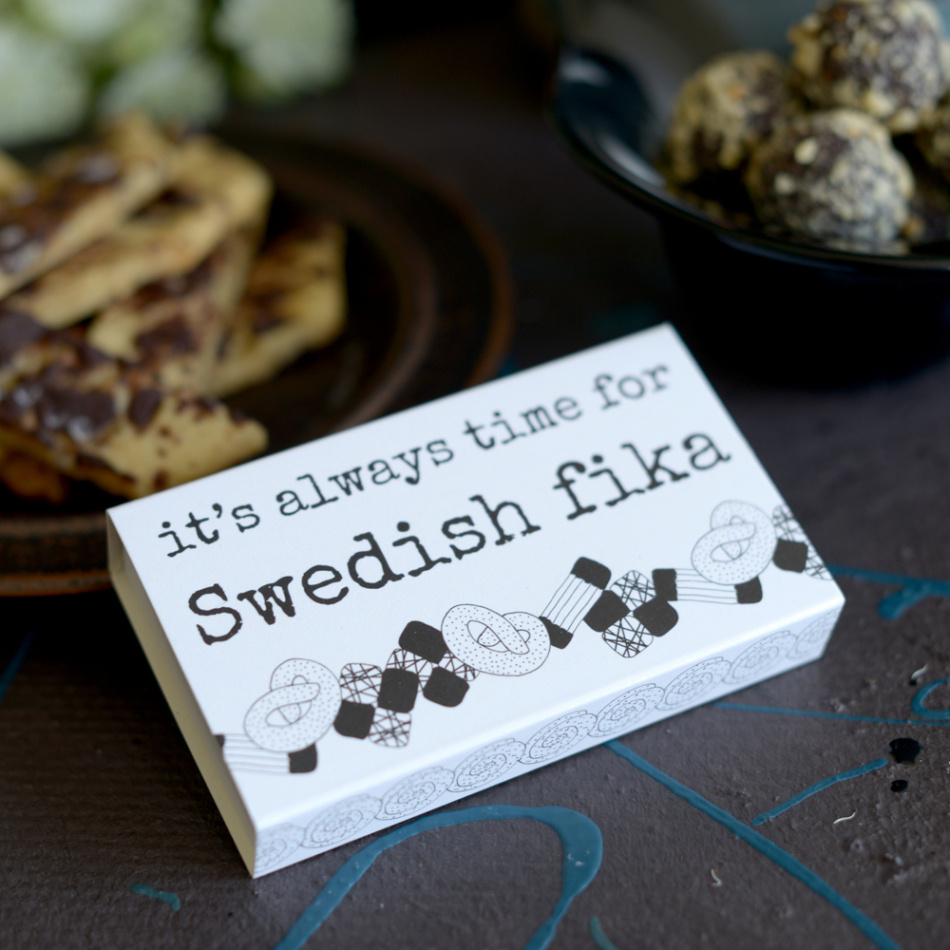 tändstickor SWEDISH FIKA